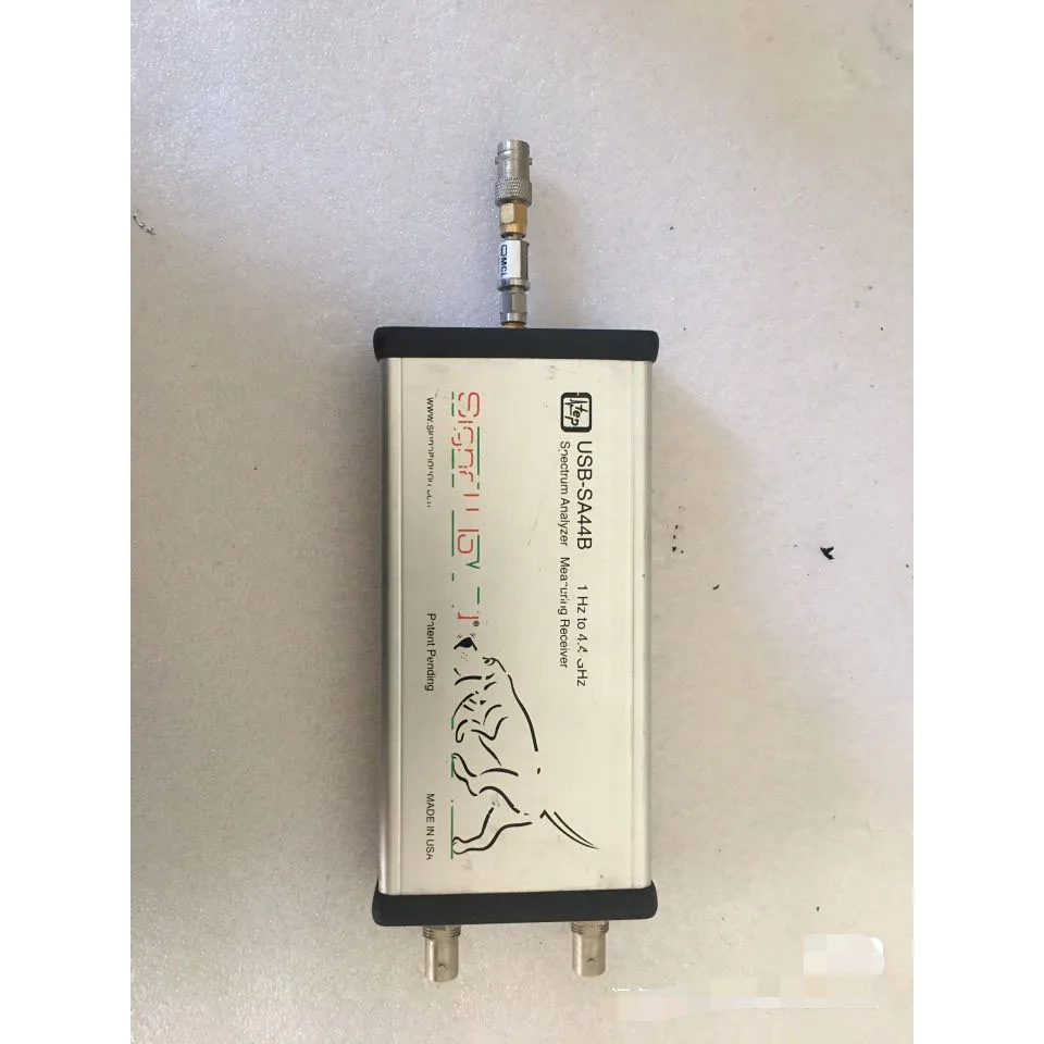 

Signal Hound USB SA44B Spectrum Analyzer and Measuring Receiver 1Hz - 4.4 GHz