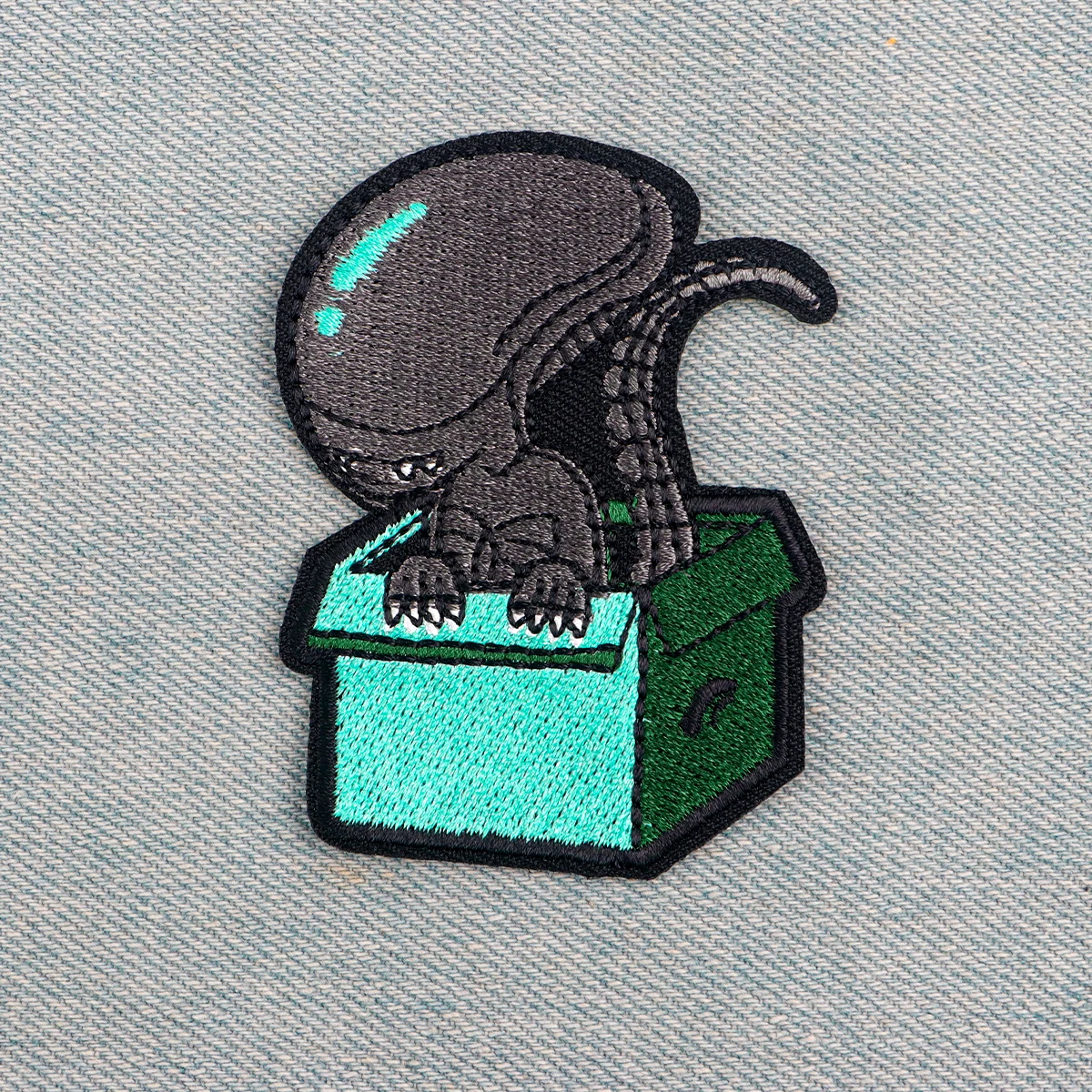 Funny Alien Patches On Clothes UFO Embroidered Patches Cartoon Sew Badges Iron On Patch DIY Clothing Accessories