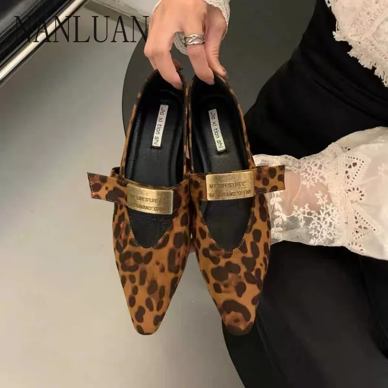 

2024 Boutique Autumn Women's Shoes New Style High-end Low-heeled Women's Shoes High-quality Slip-on Hot-selling Casual Shoes