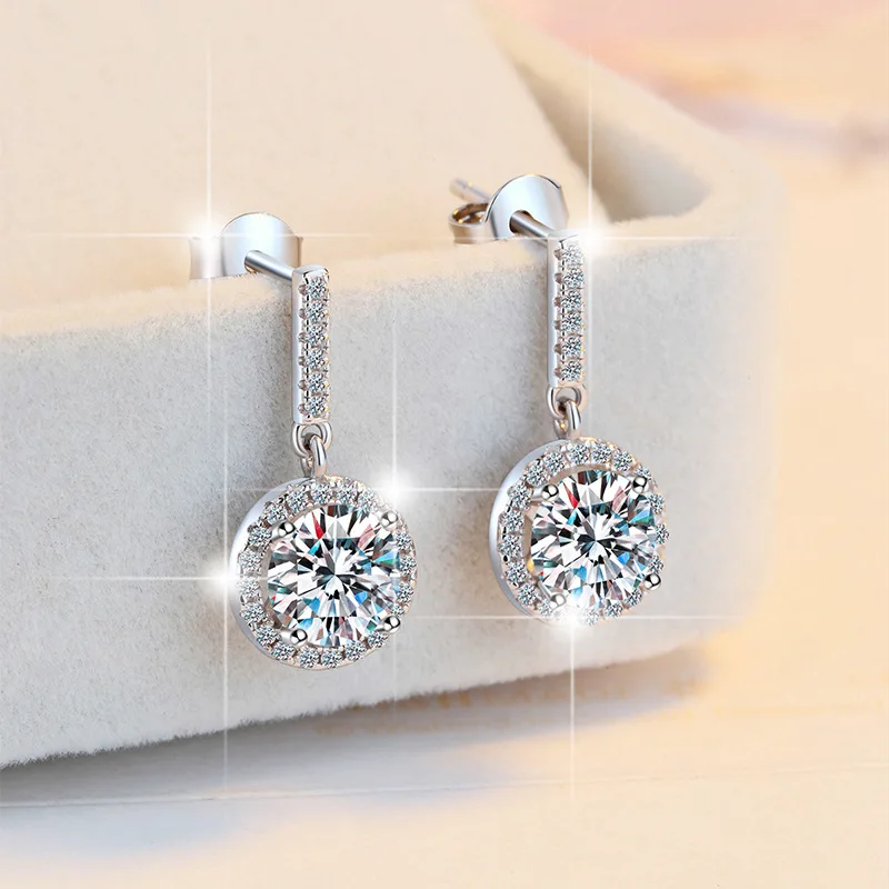 Neue 925 Sterling Silber 2ct Moissanit Ohrringe für Frauen Exquisite Student Freundin Hochzeit Verlobung Schmuck Mode Geschenk