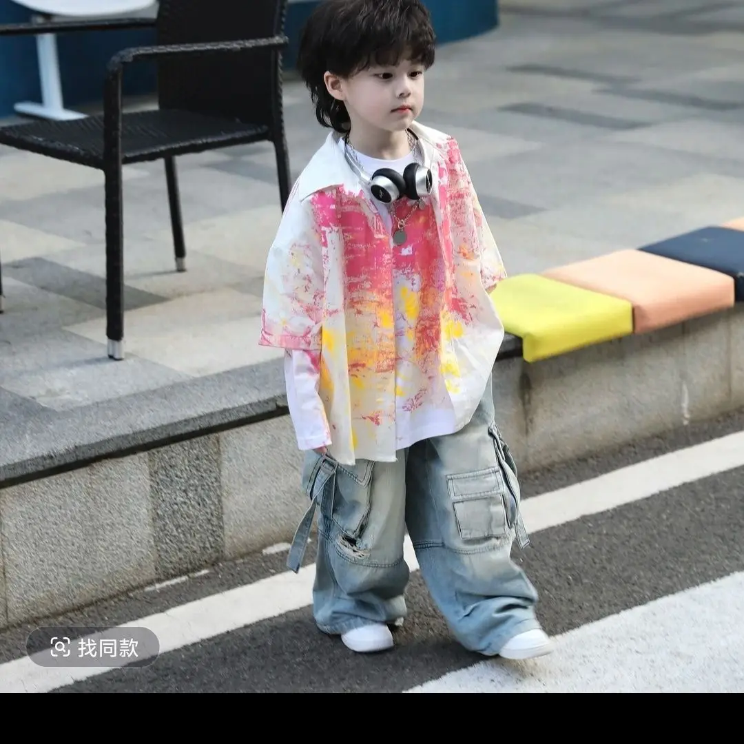 

Корейская весенне-летняя одежда для мальчиков, комплект из 3 предметов, розовая рубашка с короткими рукавами, футболка с длинными рукавами, широкие джинсы, детские джинсовые комбинезоны