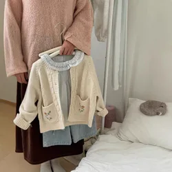 Girls Shirt 2024 Autumn New Childrens Clothes Korean Style Baby Girls Cute Embroidered Lapel Shirt Casual Simple Daily