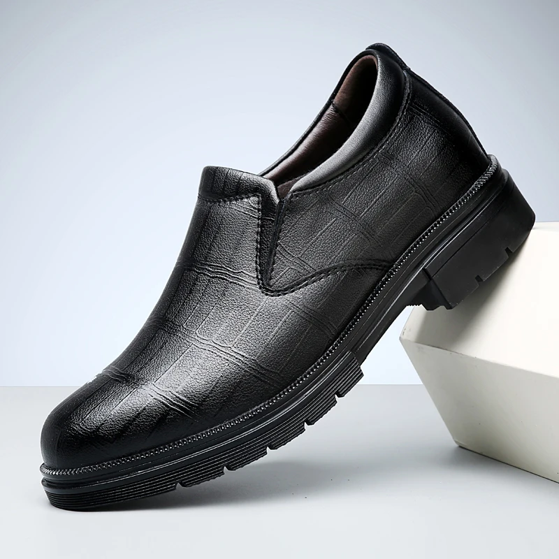 Fashion Brand Men Comfortable Inner Height Increasing Casual Leather Shoes Spring New Breathable Round Toe Business Oxford Shoes