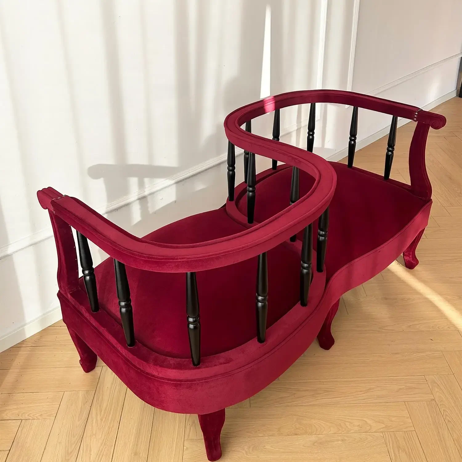 Ins Wind الإنترنت المشاهير الملابس المشتري متجر مصمم كرسي الترفيه متحف الفن الأوروبي الوردي كرسي أريكة من الخشب الصلب #3