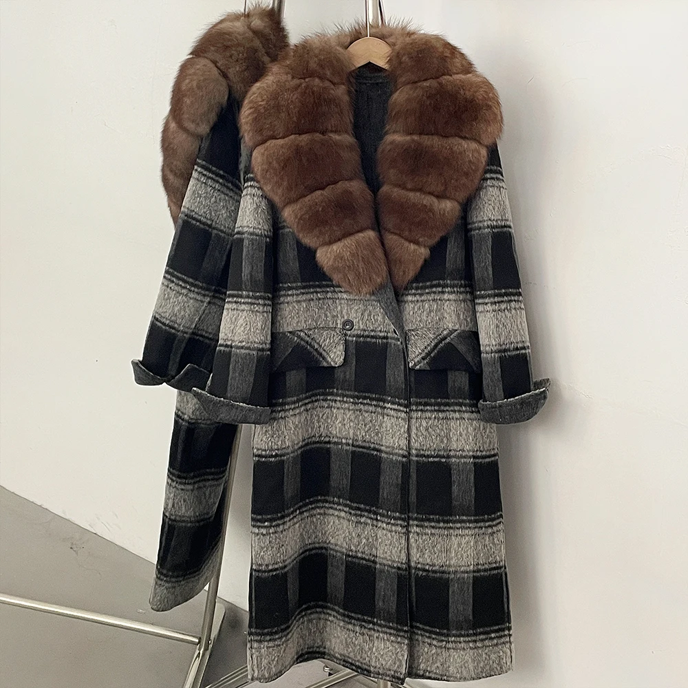 Women Oversized Fur Jacket Genuine Fur Warm Long Thick Outerwear Stylish for Travel Daily Winter Cold Weather Fashion Outfit