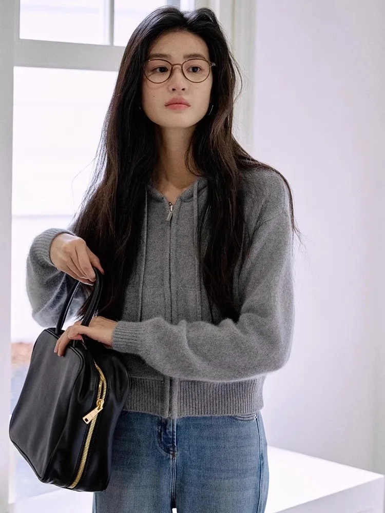 

Women's Short Zipper Hoodie Knitted Sweater Furry Texture Autumn Winter Outerwear Casual Style Long Sleeve Color