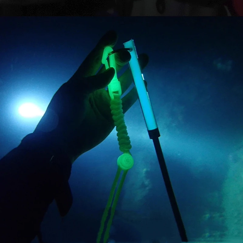 

Luminous Diving Ding Ding Stick PETG Resin Aluminum Alloy Bottle Tapper with Luminous Wrist Strap Underwater Probe Buckle