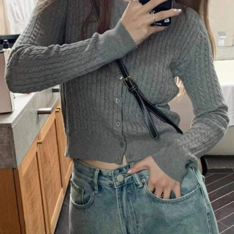 韓国ファッションショートニットセーター女性秋の新ルーズラウンドネックニットカーディガンカジュアル長袖スリムY2kトップス