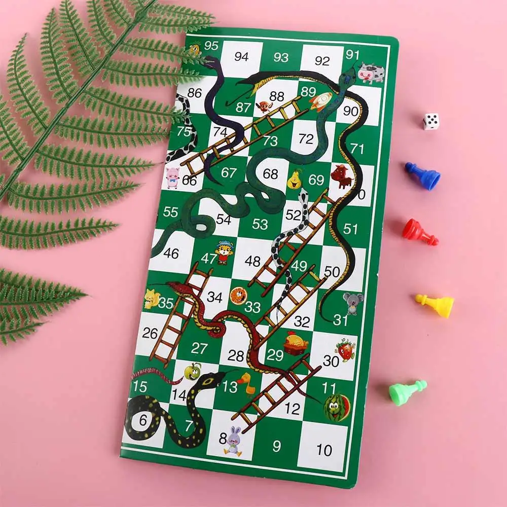 Gioco di puzzle Scacchiera volante Scala di serpenti Gioco da tavolo educativo portatile per famiglie Gioco di famiglia in plastica