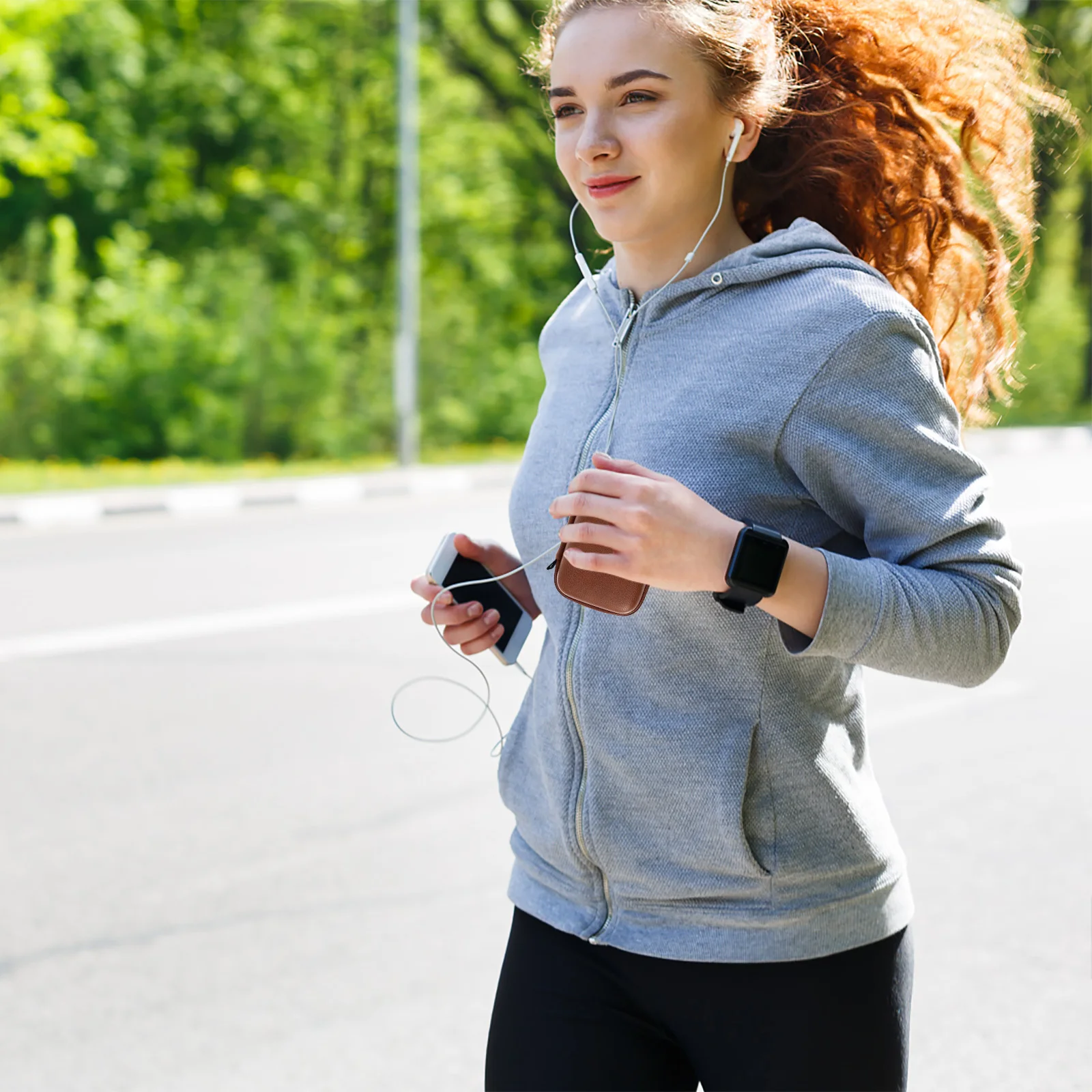 

1Pcs Compact Headset Organizing Pouch Water-Resistant Earphone Bag for USB Cables Power Bank Portable Storage Travel Accessory