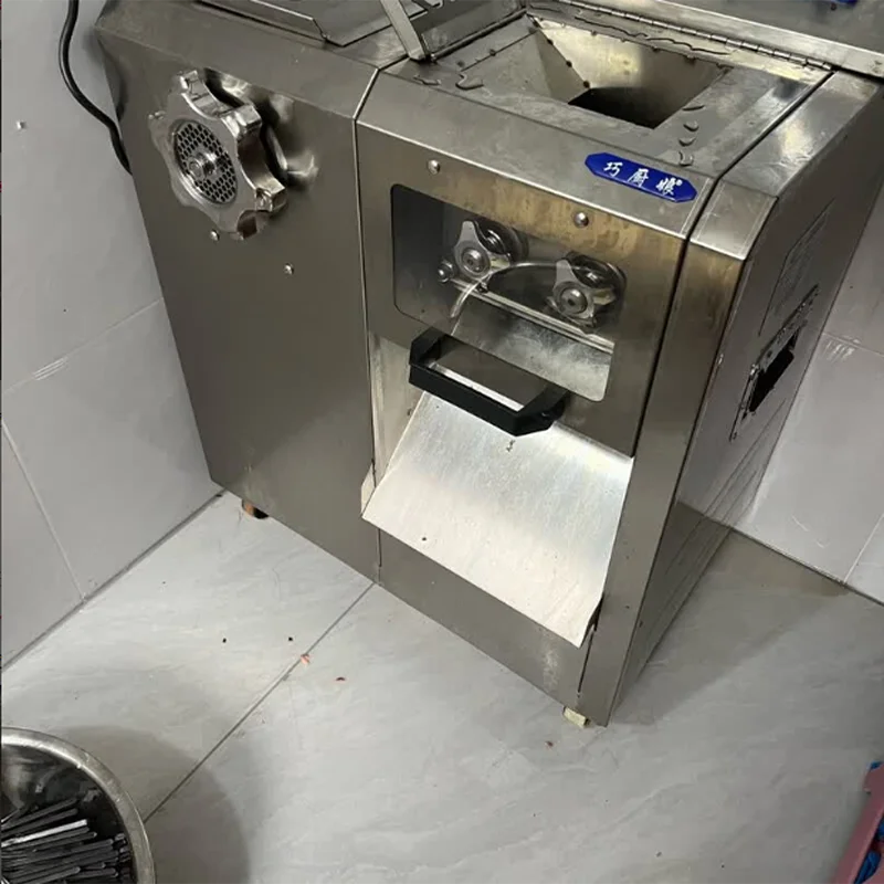 

Industrial Food Factory Machine New 220V Stainless Steel Blade Removable Blade Dual Motor Automatic Operation Safe