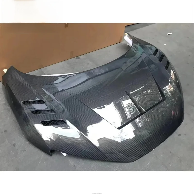 High Quality Carbon Fiber Front Engine Hood Sports Car Gloss Easy Installation Exterior Parts