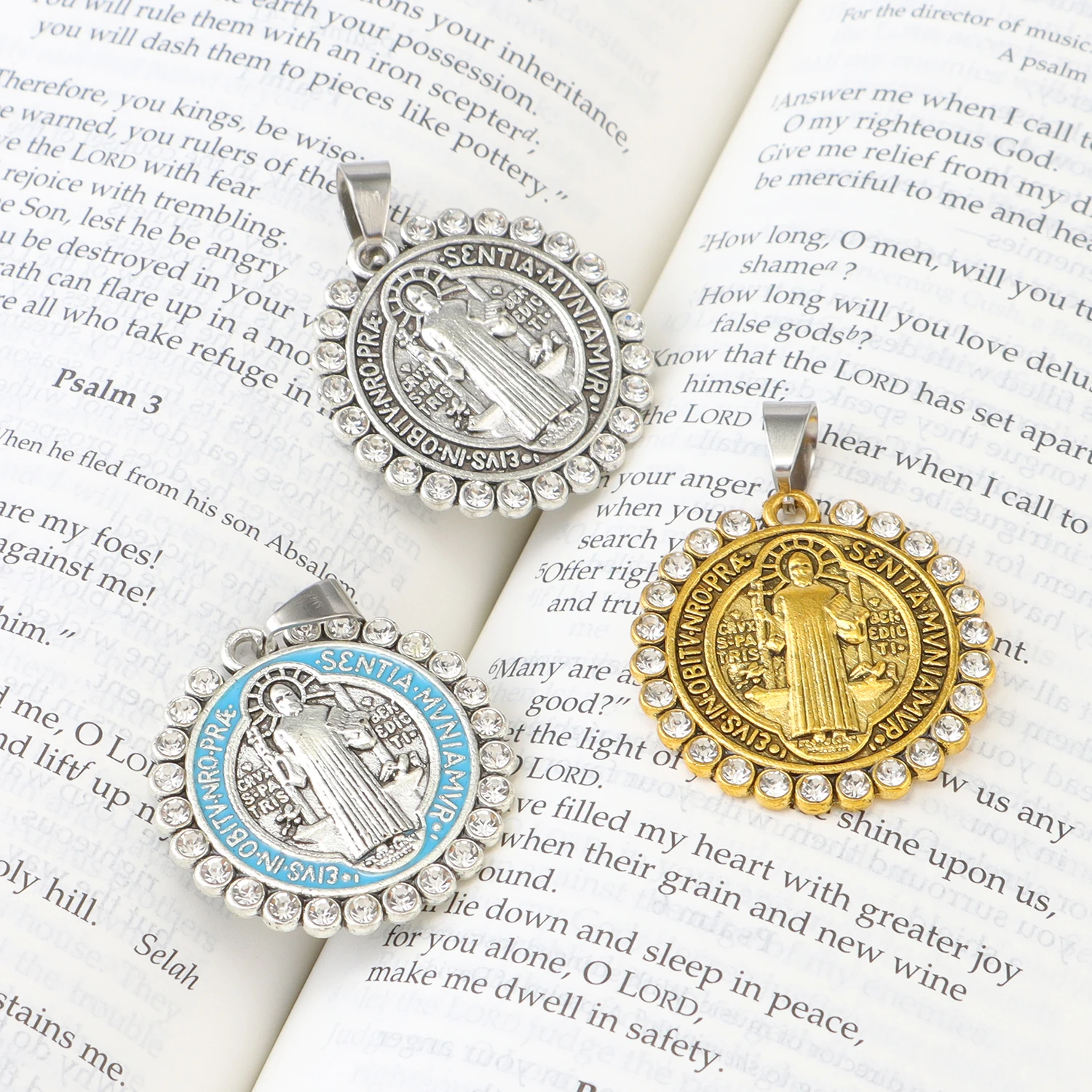Roman Catholic Saint Benedict Plaque Pendant Circular Alloy Exorcist Plaque Charms DIY Necklace Keychain Decoration Pendant - view 3