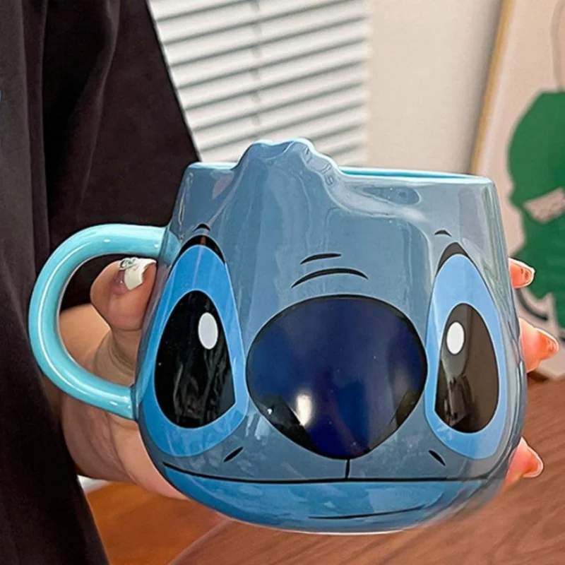 

Miniso Stitch мультяшная кружка керамическая чашка тележка Kawaii предметы интерьера кофе молочная чашка милые праздничные подарки на день рождения для мальчиков и девочек