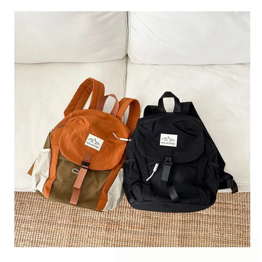 가벼운 어린이 배낭 빠른 건조 원단 스타일리시한 컬러 블록 트렌디 플랩 백 봄 가을 야외 하이킹용
