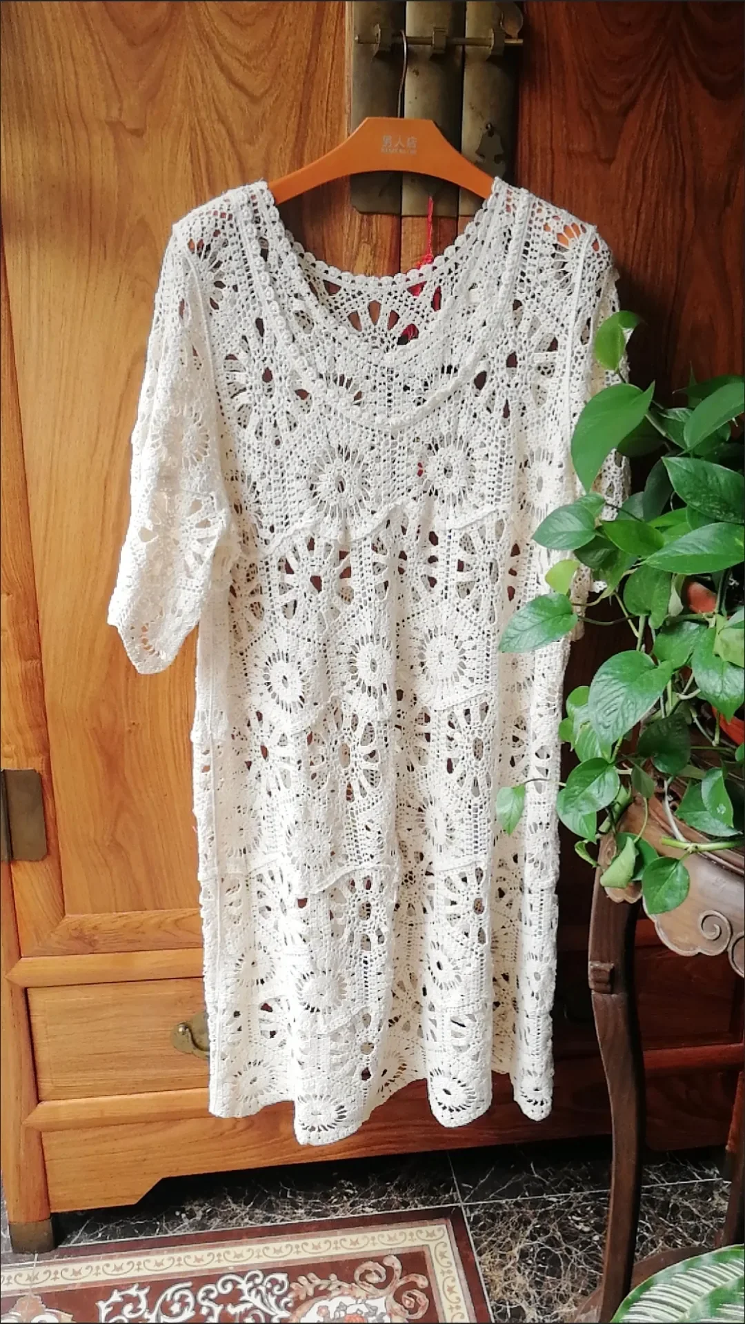 SALIENCY Abito francese in maglia all'uncinetto scavato femminile 2025 Primavera ed estate Nuova eleganza senior Gonna in maglia smockata allentata