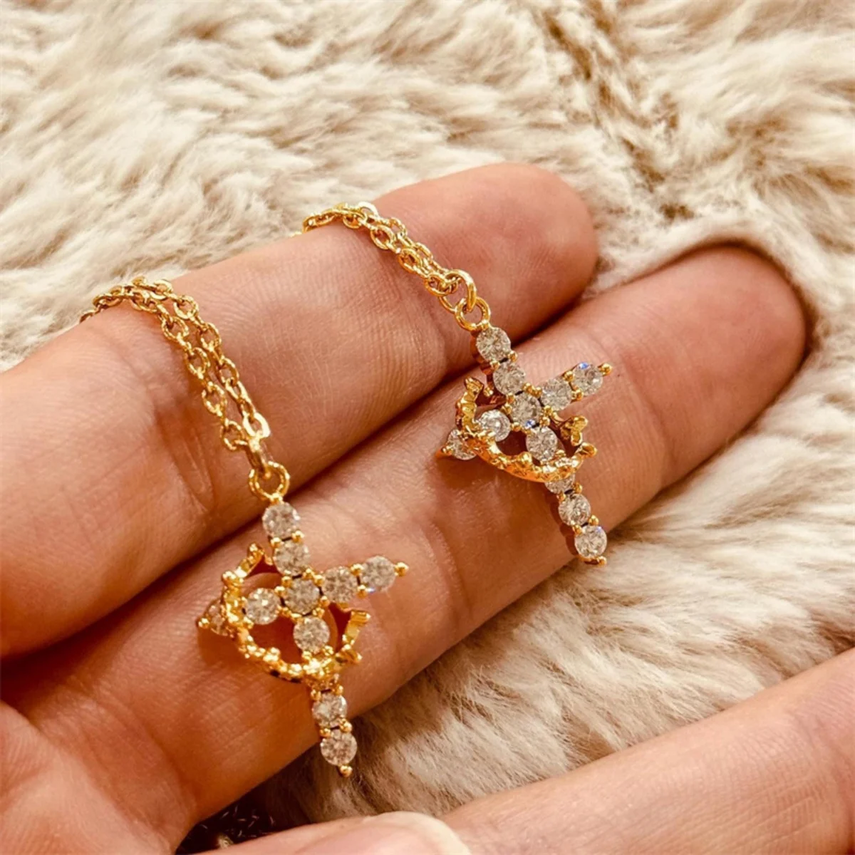 Collier pendentif croix chrétienne, couronne rotative en Zircon, chaîne ras du cou en acier inoxydable pour femmes et hommes, bijoux de prière, cadeaux