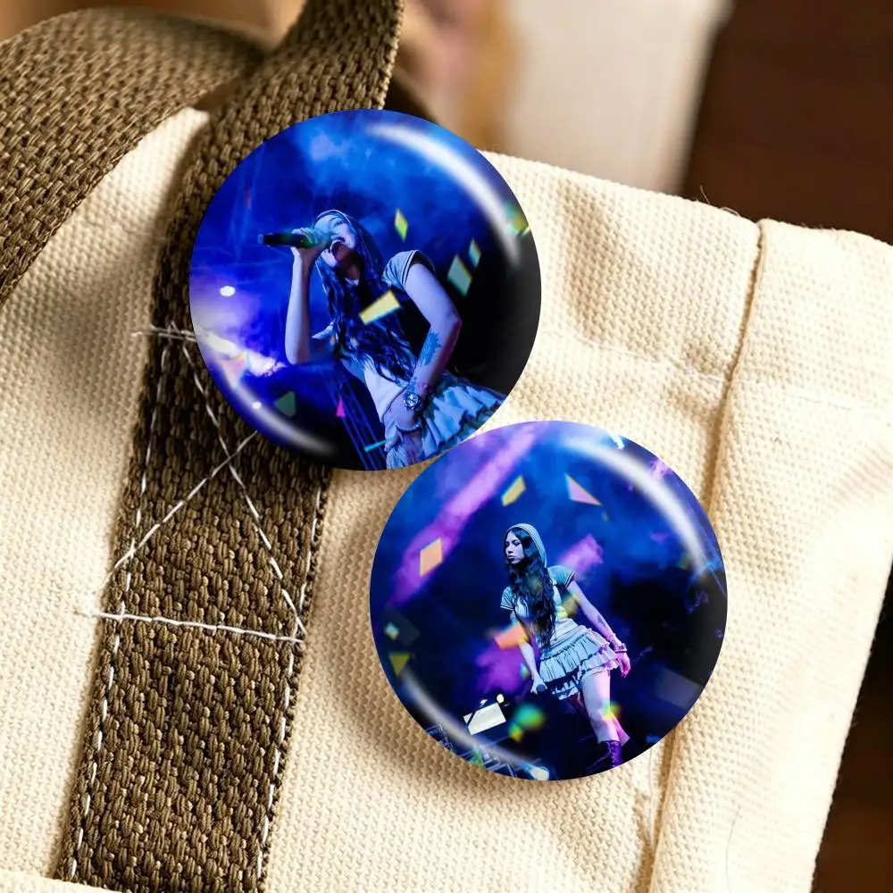 Singer A-Anna Pepe  25 32 44 58 75mm Badges Personalized Round Brooches Pins Accessory Gift