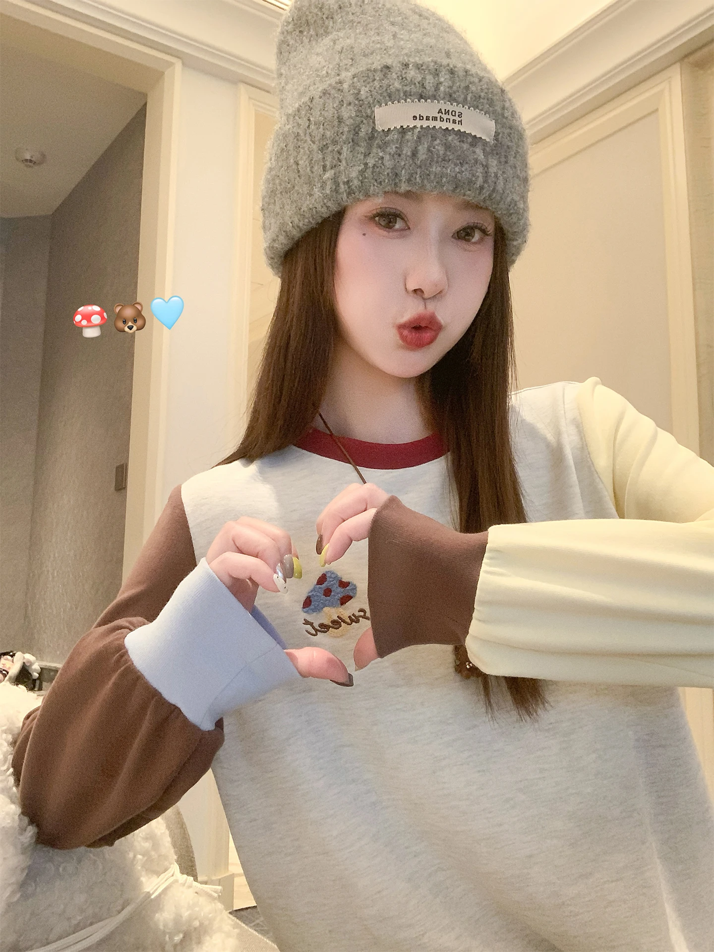 

Корейская круглая футболка Ne Long Sve, женская осенне-зимняя повседневная футболка с тяжелой вышивкой, цветная хлопковая футболка с воротником...