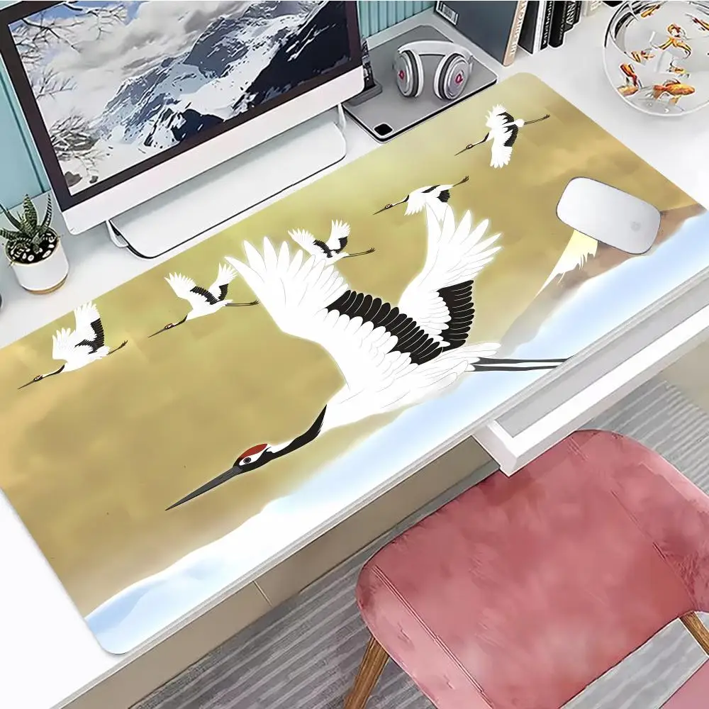 Chinese Ink Painting Cranes Mouse Pad Dan Ding He Traditional Chinese Art Gaming Pad with Edges and Non-Slip Rubber Base HYBXXC