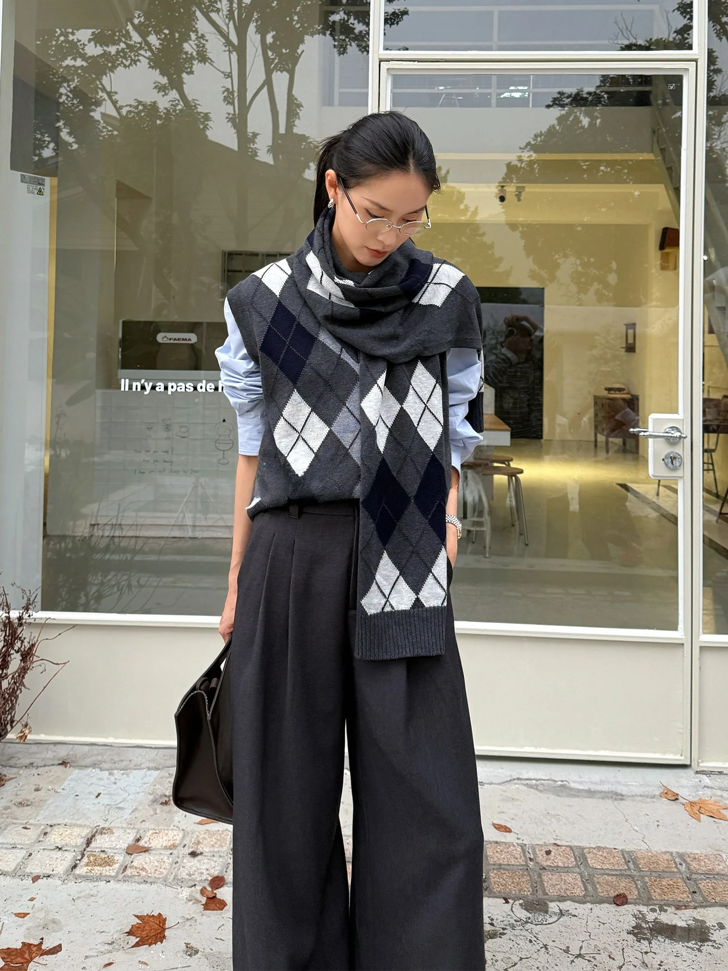 

JIEJI Zhang Korean Sle V-Ne Svel Woolen Knitted Sweater Set with Vest And Scarf for Spring Commute ort Plaid Design