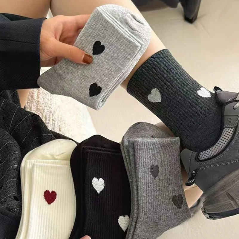 5/10 Pairs Women Heart-Shaped Pattern Middle Tube Socks Fashionable Printing Soft Comfortable Sweat Absorbing Breathable Socks