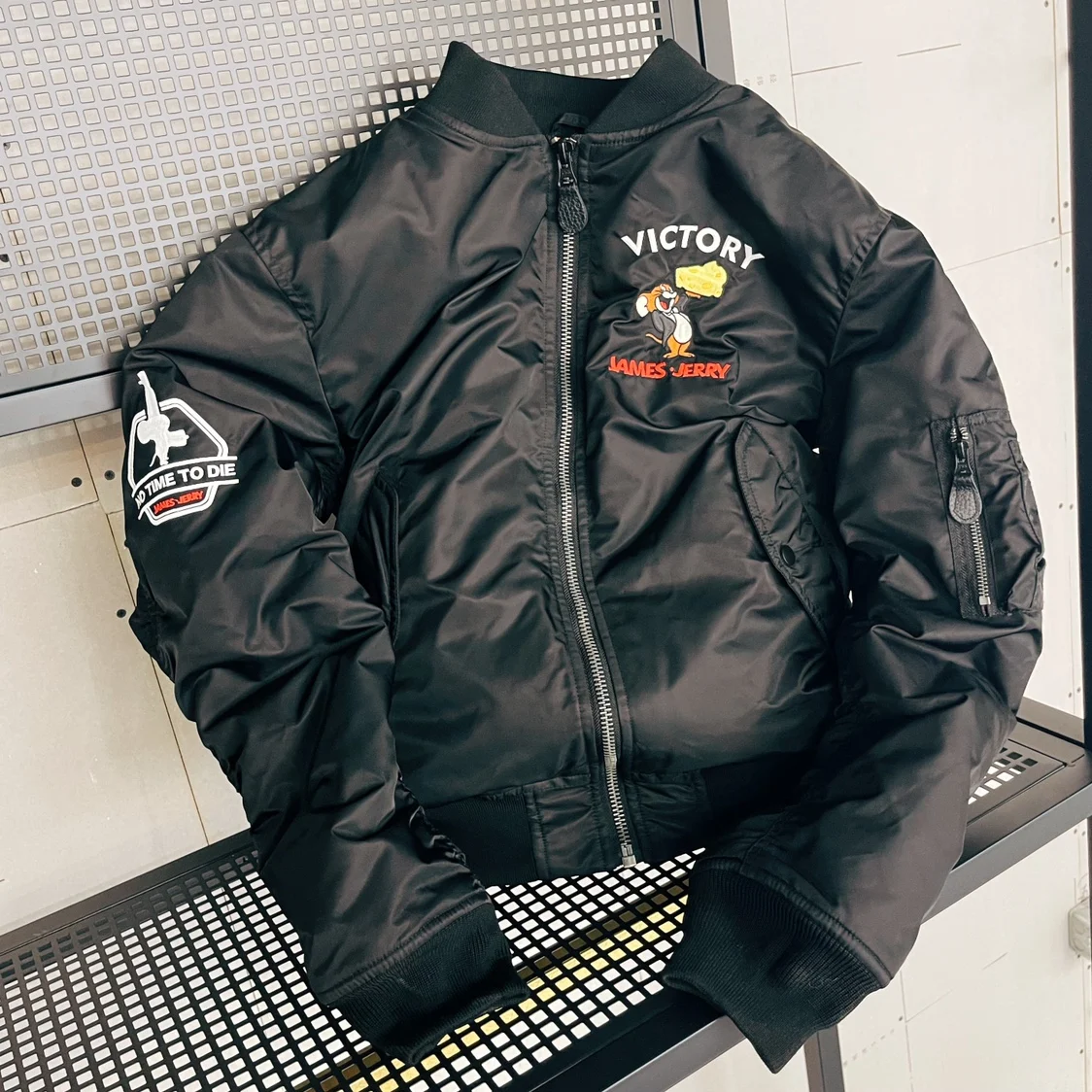 

Повседневная куртка-бомбер Daily And Mouse Ma Flight Jaet из плотного хлопка с вышивкой, парная, в стиле High Street, мотоциклетная куртка