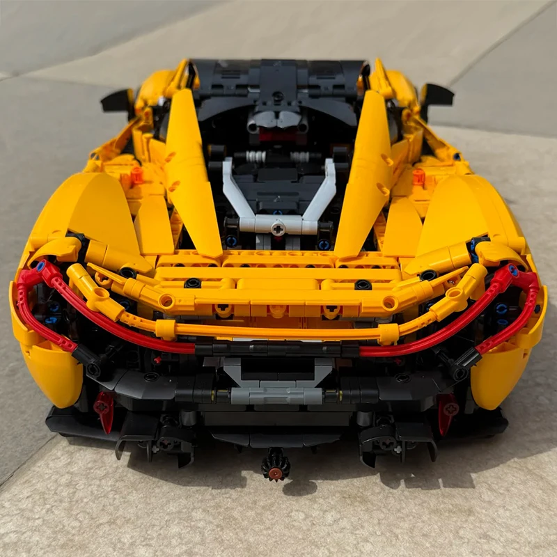 New 3893pcs MechanicalGroup Building Blocks, 1:8 Scale Orange P1 Supercar Model, Ornament & Holiday Gift