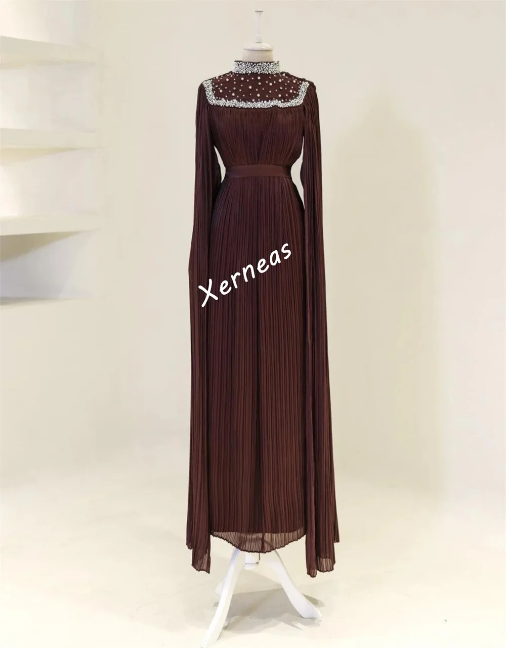 تخصيص الديكور الطية عالية الياقة ألف خط فساتين طويلة مناسبة مخصصة المرأة مساء أنيق حفل زفاف بريق