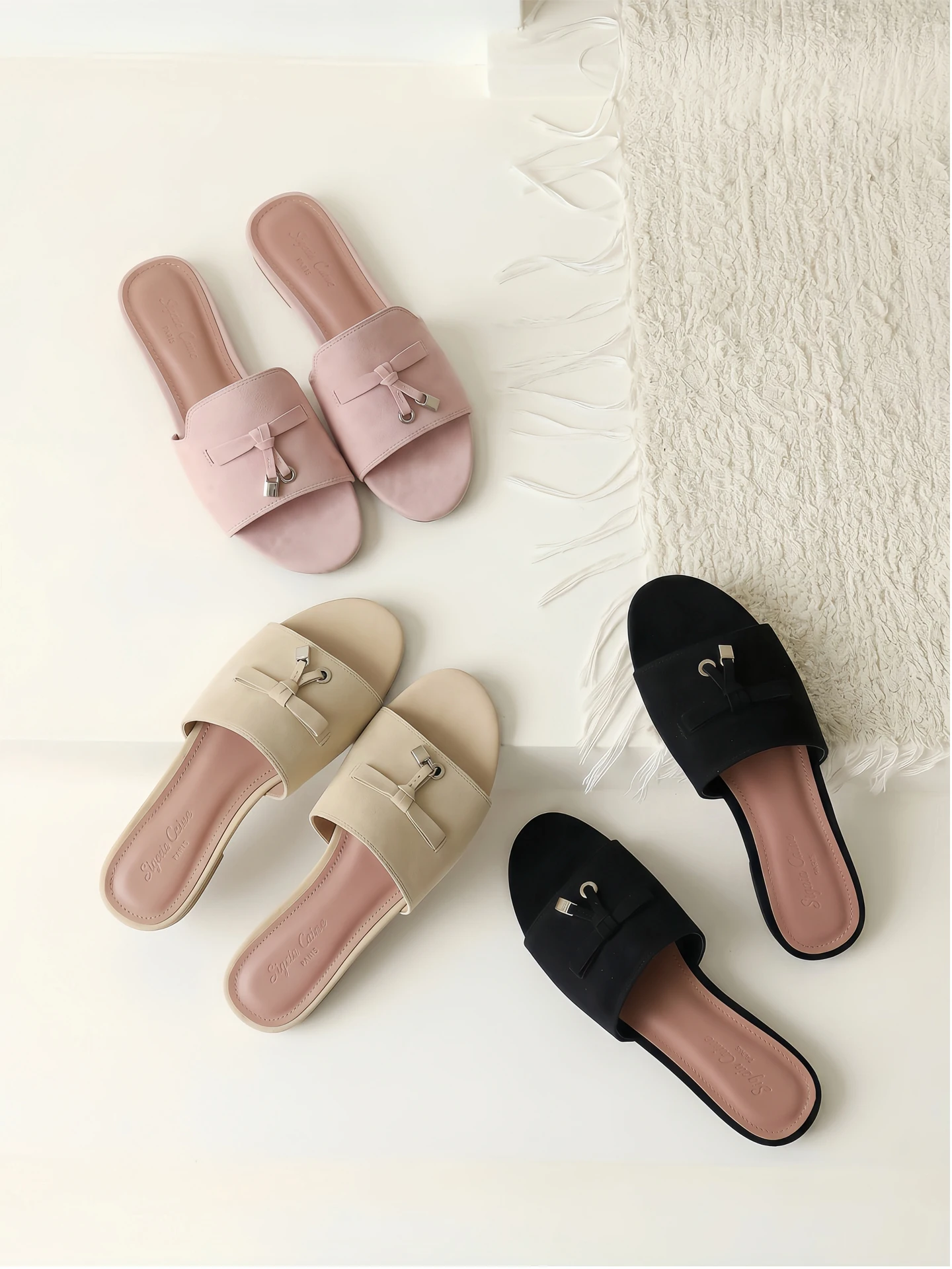 Women's Flat Sandals Summer Outdoor Wear 2026 New Pendant Slip-On Flat Bottom Sandals Breathable round Toe Rubber Outsole
