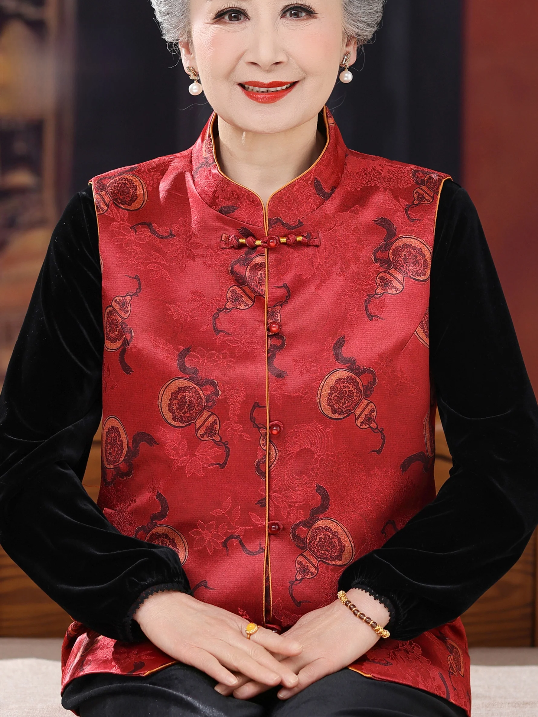 

Весенне-осенний новый китайский модный женский жилет-свитер с воротником-стойкой, на пуговицах, с принтом, тонкий, для мам и бабушек