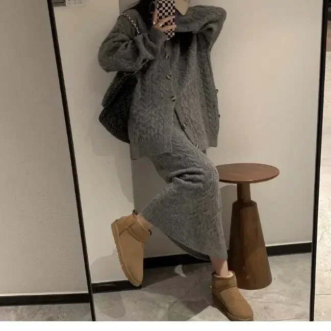 

Sweaters Dress Sets Two Piece Sets 2023 Autumn Winter Loose Casual Knitted cardigan Autumn Winter Irregularity Skirt Set White