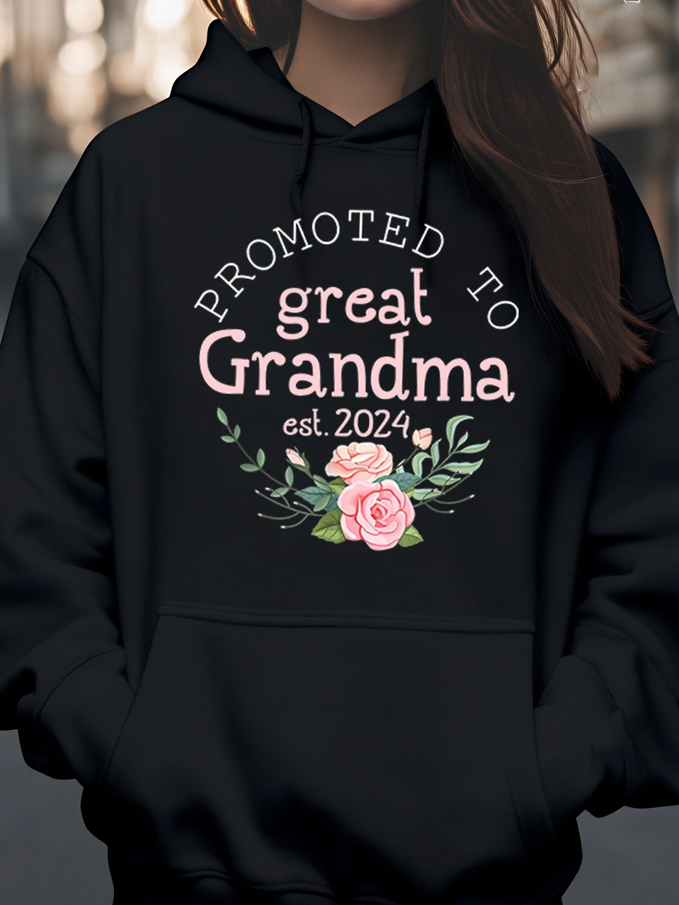 تمت ترقيته إلى Great Grandma Est 2024 هدية الأمومة بقلنسوة مطبوعة بالزهور للنساء للاحتفال بالجدة #1