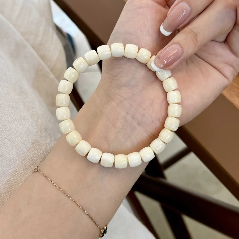 Tibetan- Premium Bone Bracelet, Natural Color, - Antler Design, Extreme, Old-Style Straight-Cut, Round