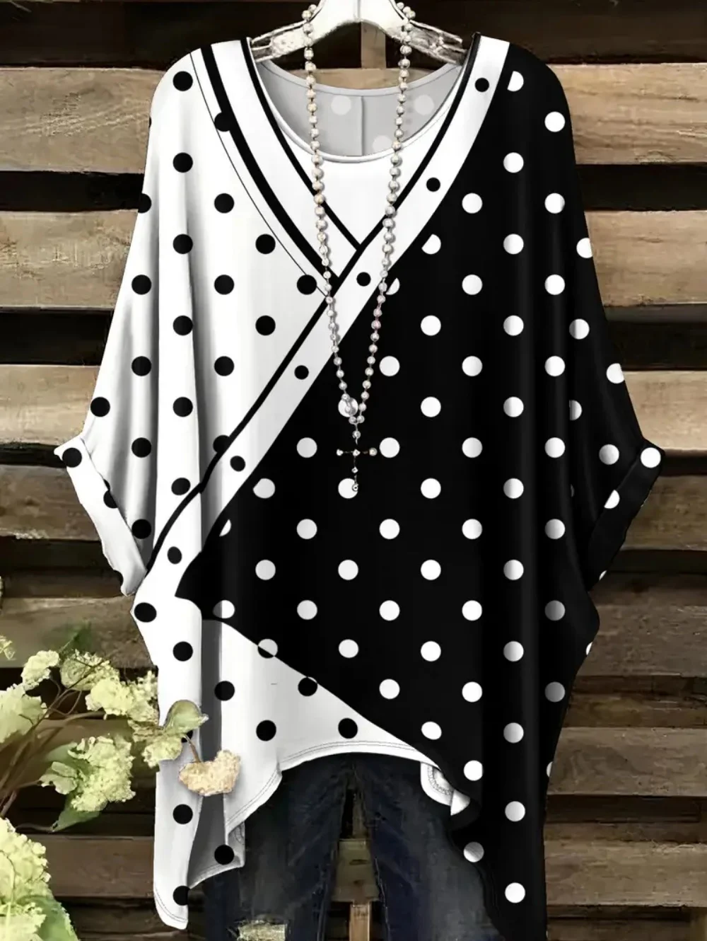 

Women's Polka Dots T-Shirt Elegant Bohemian Chic Oversized Short Sleeve Tees Asymmetrical Hem O-Neck Versatile Women's Clothing