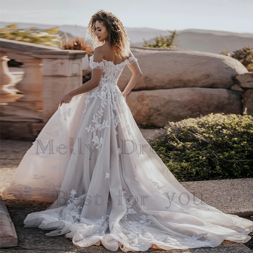 ชุดแต่งงานแบบสายเดี่ยวสีแชมเปญ แต่งลูกไม้แบบเปิดไหล่ สำหรับผู้หญิง ผ้าออร์แกนซ่า คอลเลคชั่นฤดูร้อน 2025 ชุดเจ้าสาวแบบใหม่ แต่งลูกไม้