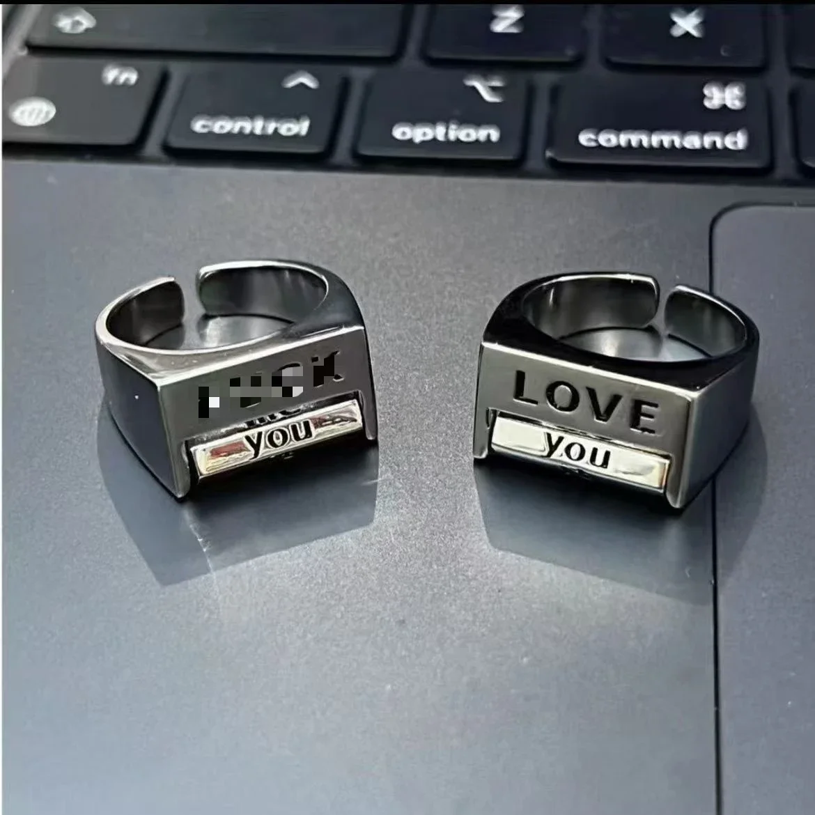 1Pcs Creative Design Letter Rings Rotatable Rings for Men Women Party Decor