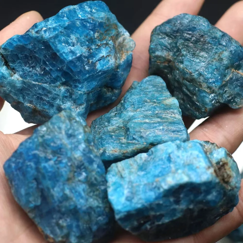 Wholesale high quality bluestone quartz natural blue apatite raw stone heated crystal specifications mineral garden decoration