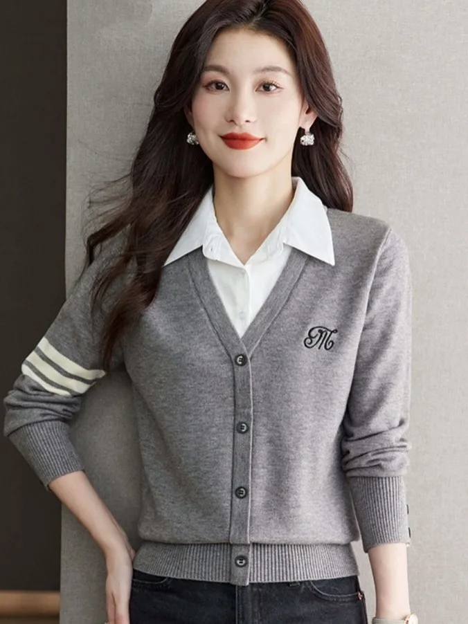 เสื้อถักคอเต่าแบบสองชิ้นปลอม ผ้าเนื้อนุ่ม ระบายอากาศได้ดี แขนยาว คุณภาพพรีเมียมสำหรับผู้หญิง แฟชั่นฤดูใบไม้ร่วง