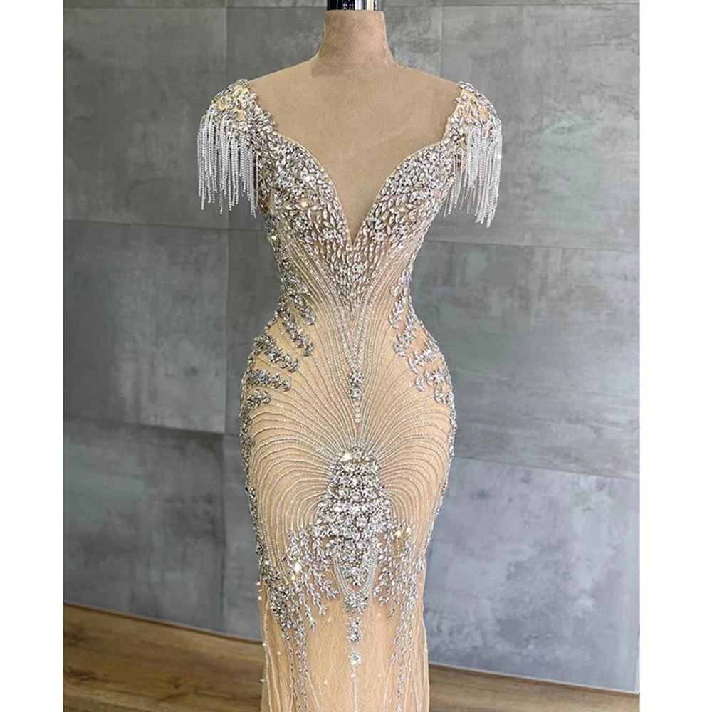 Nieuwe Arabisch Illusion V-hals Avondjurken Kwastje 2023 Crystal Kralen Dubai Prom Jassen Party Gown Mermaid Robe De Soiree