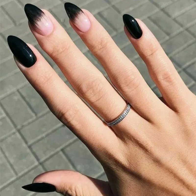 

24Pcs/Set Black Gradient Almond Fake Nails Art Medium Long Oval Acrylic Press on Nails Artificial Full Cover Wearing False Nails