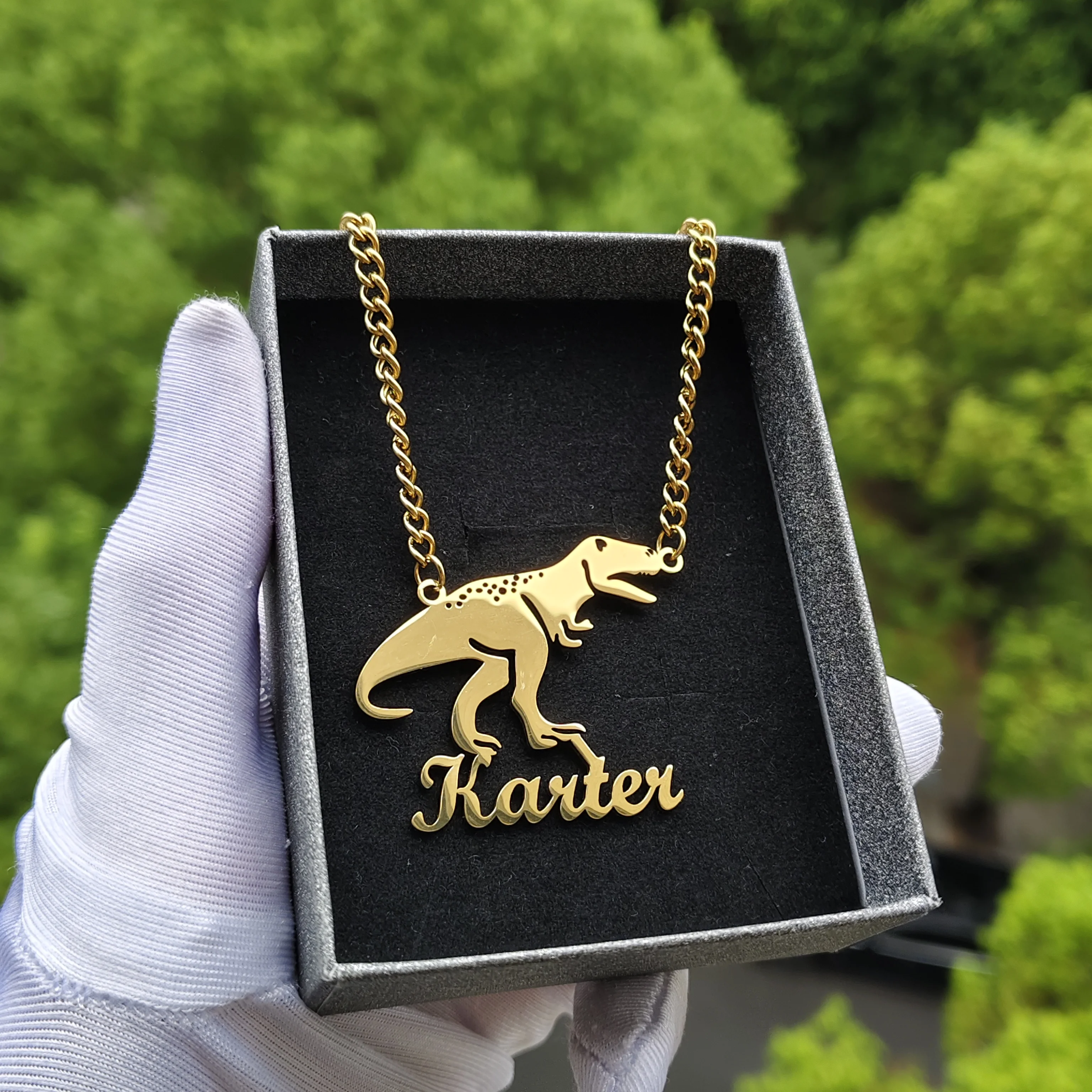 

DHQH Wholesale Customized Name Dinosaur Pendant Necklace Personalized Letter Dinosaur Necklace Children's Gift Birthday Gift