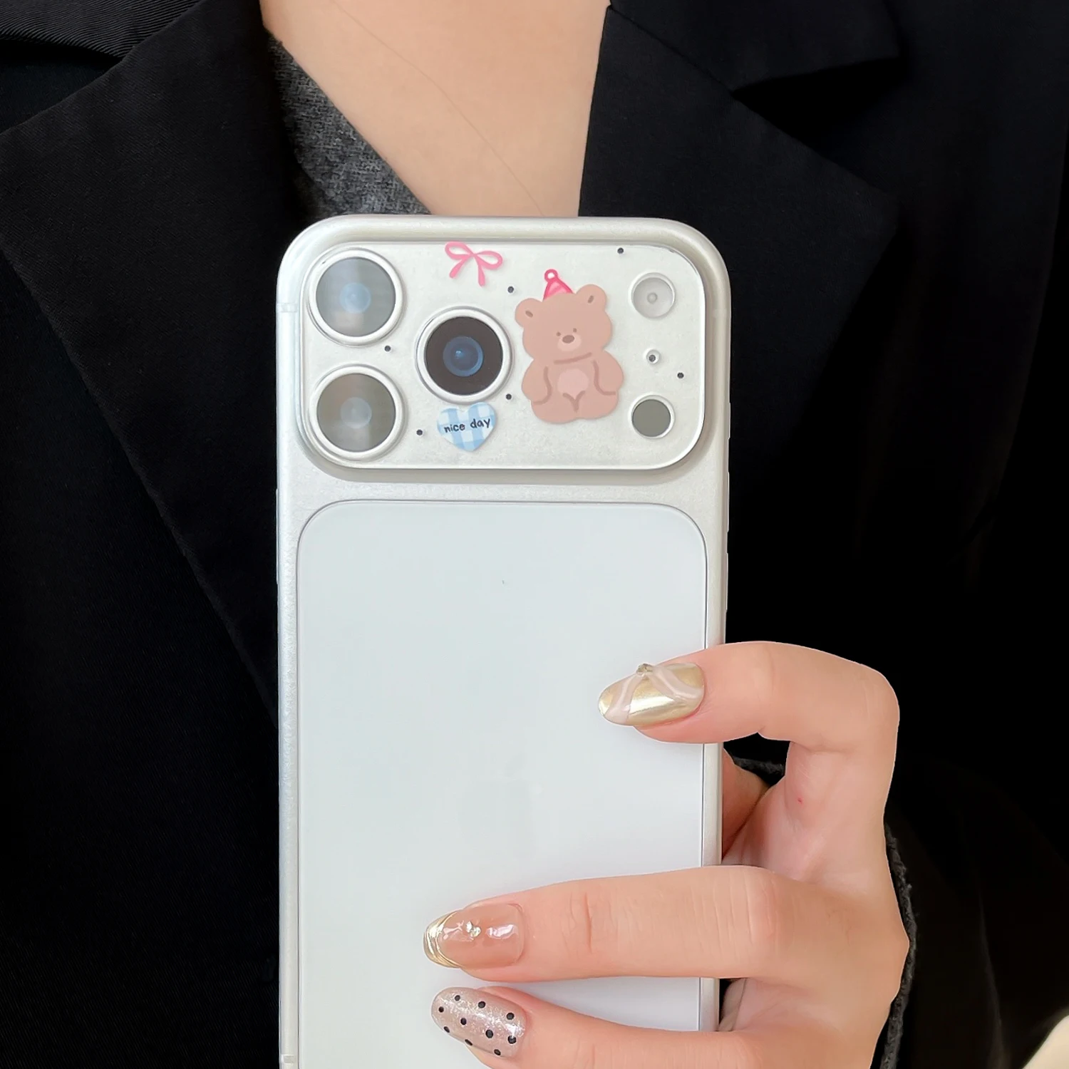 HD كاميرا عدسة حامي آيفون 17 برو ماكس 17 برو 17 برو ماكس الكرتون الخبز الدب عدسة الزجاج المقسى طبقة حماية