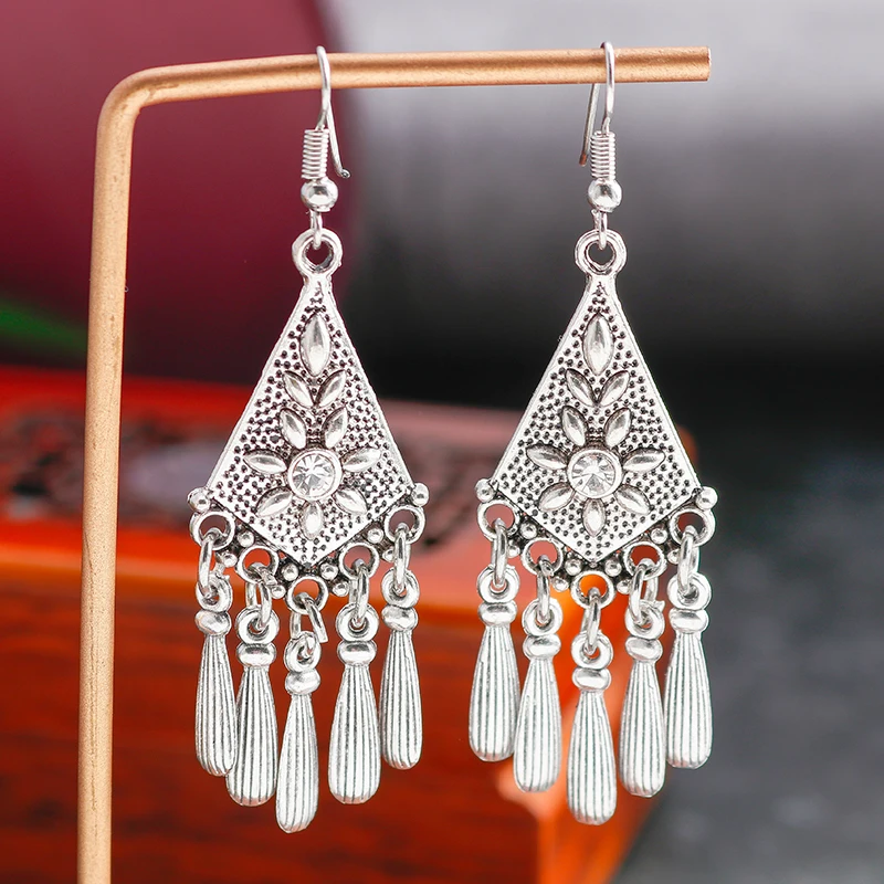 Aihua Mode Aussage böhmischen Vintage ethnischen großen runden Tropfen Ohrring lange geschnitzte Blumen Tropfen Ohrringe für Frauen – Detail 9