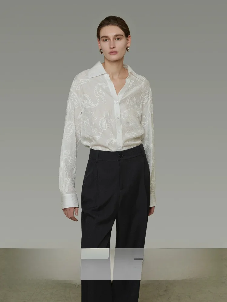 

Elegant Loose Long Sleeve Embroidered Shirt for Women Vintage Feel Slimming White Shirt Commute Style Casual Fashion