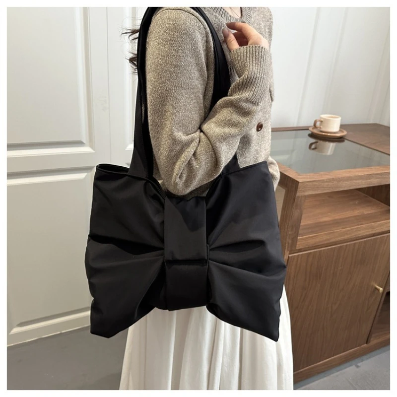 

Trendy Crossbody Bags for Women Nylon Big Bow Shape Solid Shoulder Bags Zipper Large Capacity Unique Design Hot Casual Tote