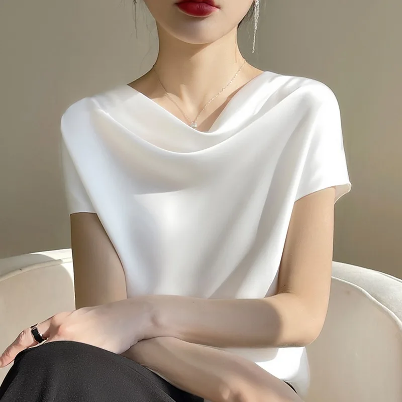 

Шелковая атласная футболка с коротким рукавом для женщин, свободного кроя, струящаяся, летняя, новая модная коллекция, элегантная, для повседневной носки, классический узор