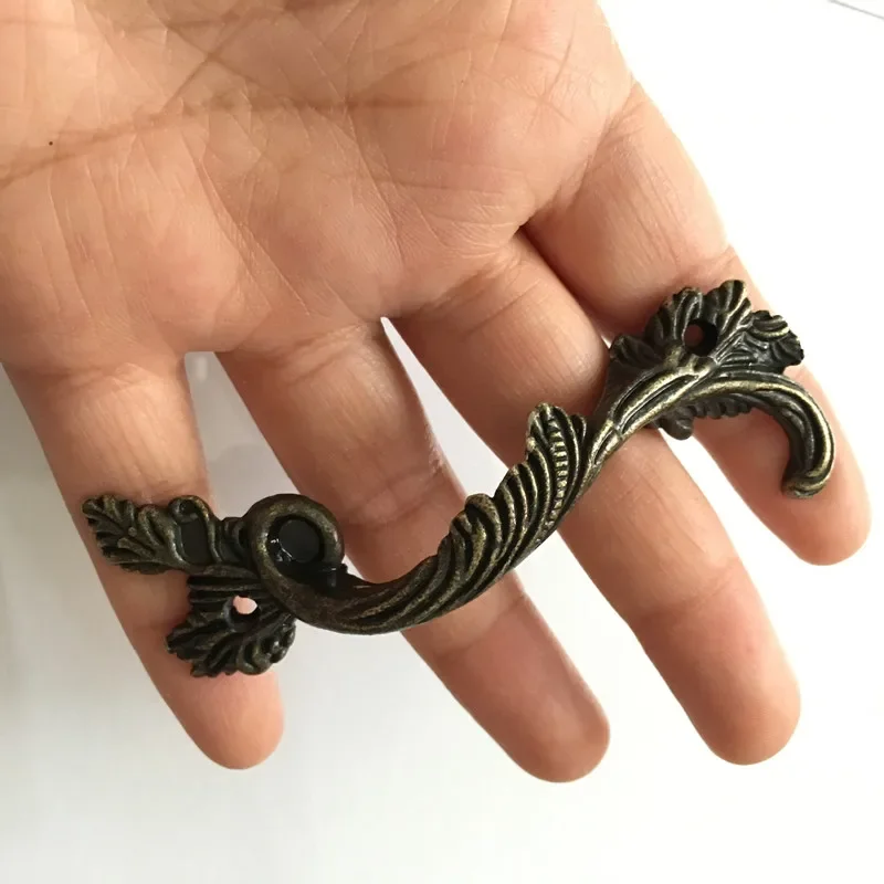 2pc Leaves Striped Carved Handle, Kitchen Handle ,Cabinet Drawer Handle ,Door Knobs Handle Bronze Tone,