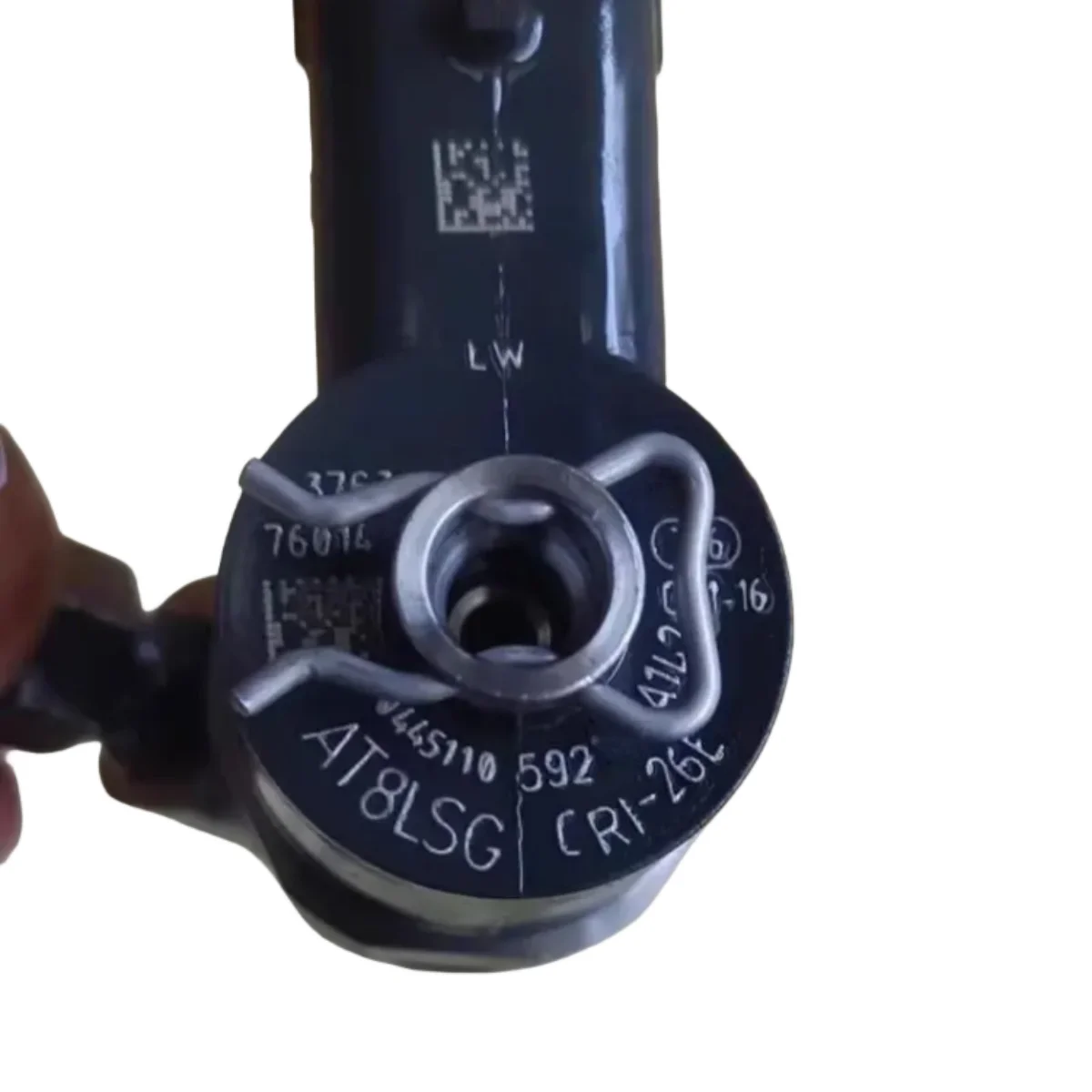 

High quality Brand New 0445110592 0445110843 0445110844 Common Rail Diesel Fuel Injector