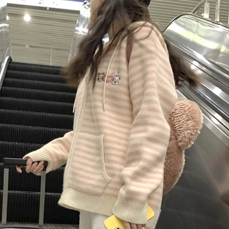 Doce mix cor listrado cardigan feminino outono inverno bonito dos desenhos animados ursos de malha cardigan mulher zíper até com capuz outwear mujer